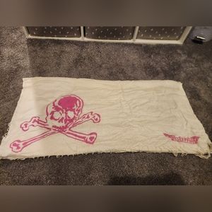 Brokendown pink skull scarf